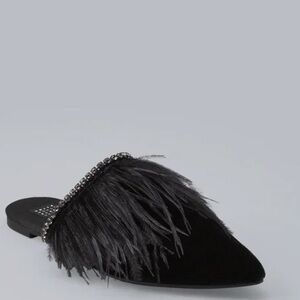 White House Black Market Blaire Feather Slide Shoes size 6M